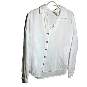XCVI Size M White Long Sleeve Button‎ Up Pockets Gauzy Cotton Resortwear Light